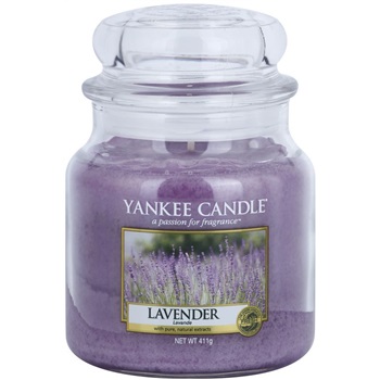 Yankee Candle Lavender świeczka zapachowa 411 g Classic średnia
